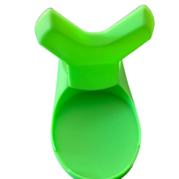 ladle or lid stand, can be used for phone too - Picture 2 of 3